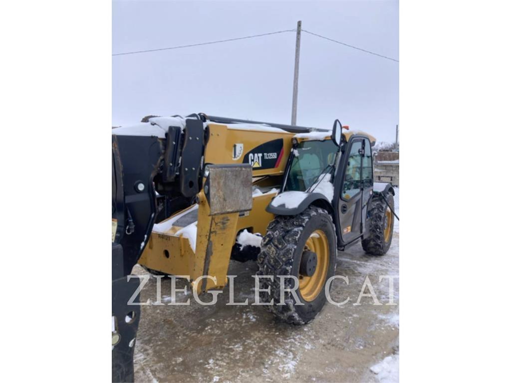 CAT TL1255D مناولات متداخلة