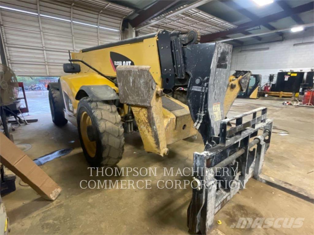 CAT TL1255D مناولات متداخلة