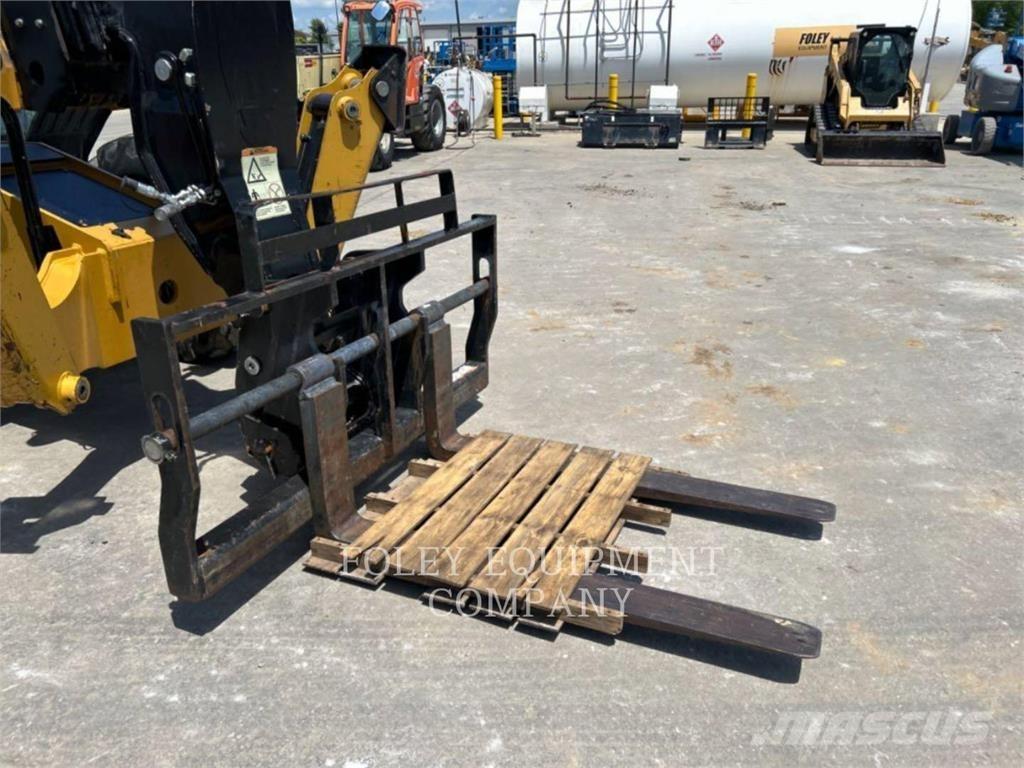 CAT TL1255DC مناولات متداخلة