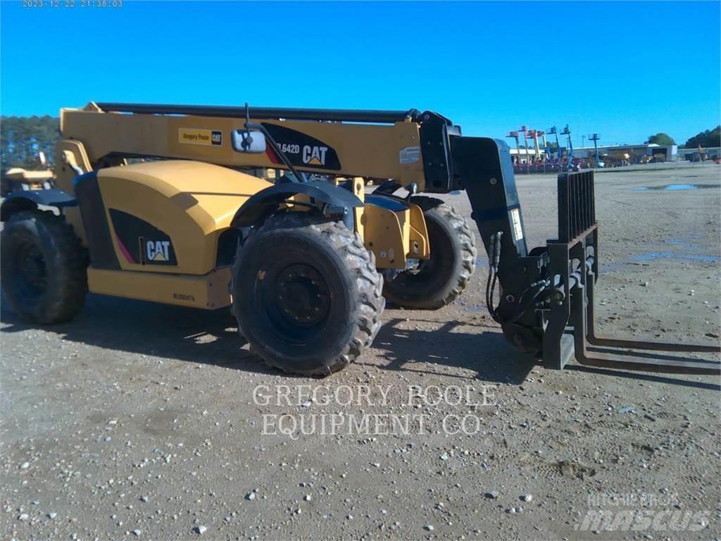 CAT TL642D مناولات متداخلة