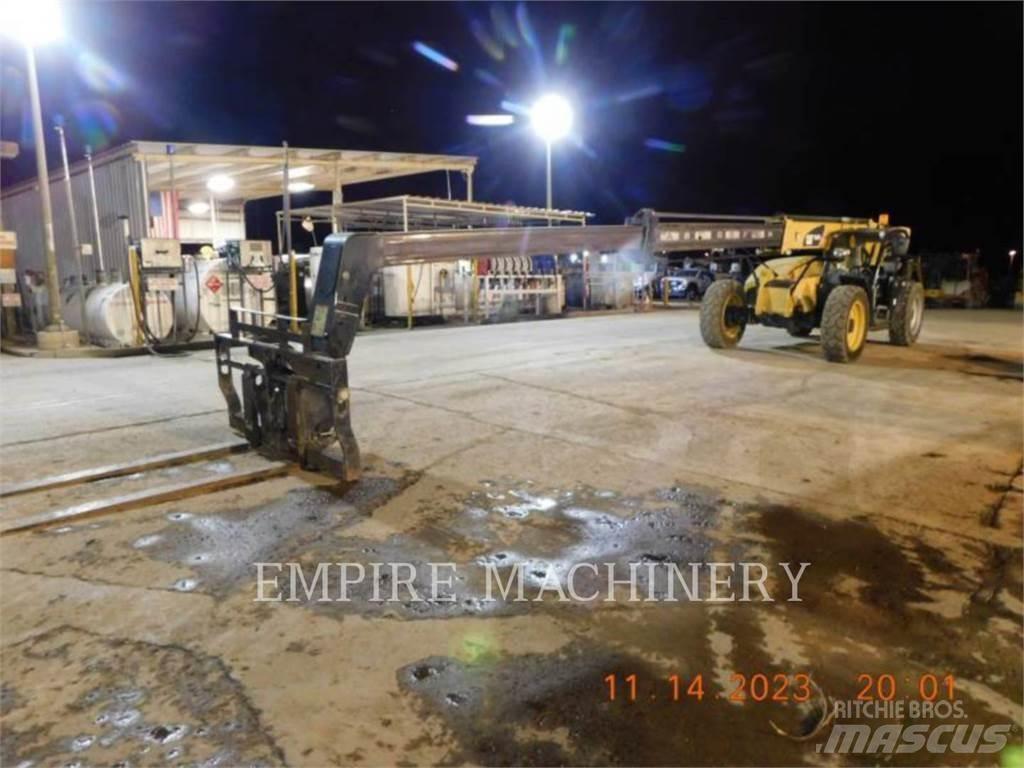 CAT TL642D مناولات متداخلة