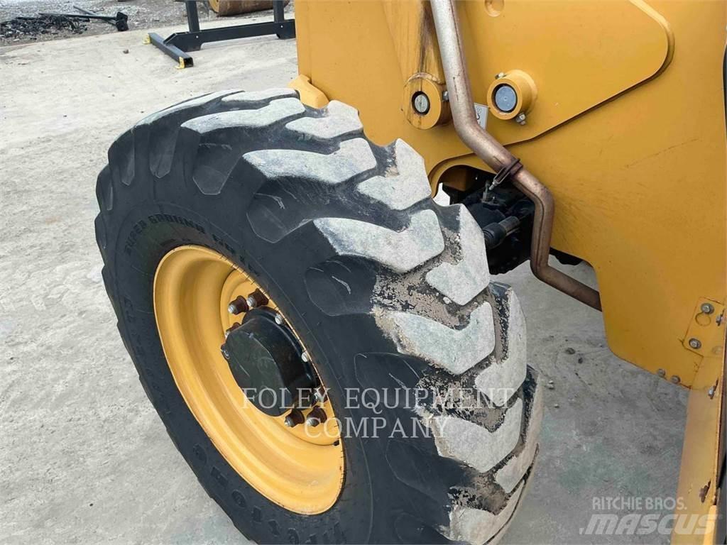 CAT TL642DC مناولات متداخلة