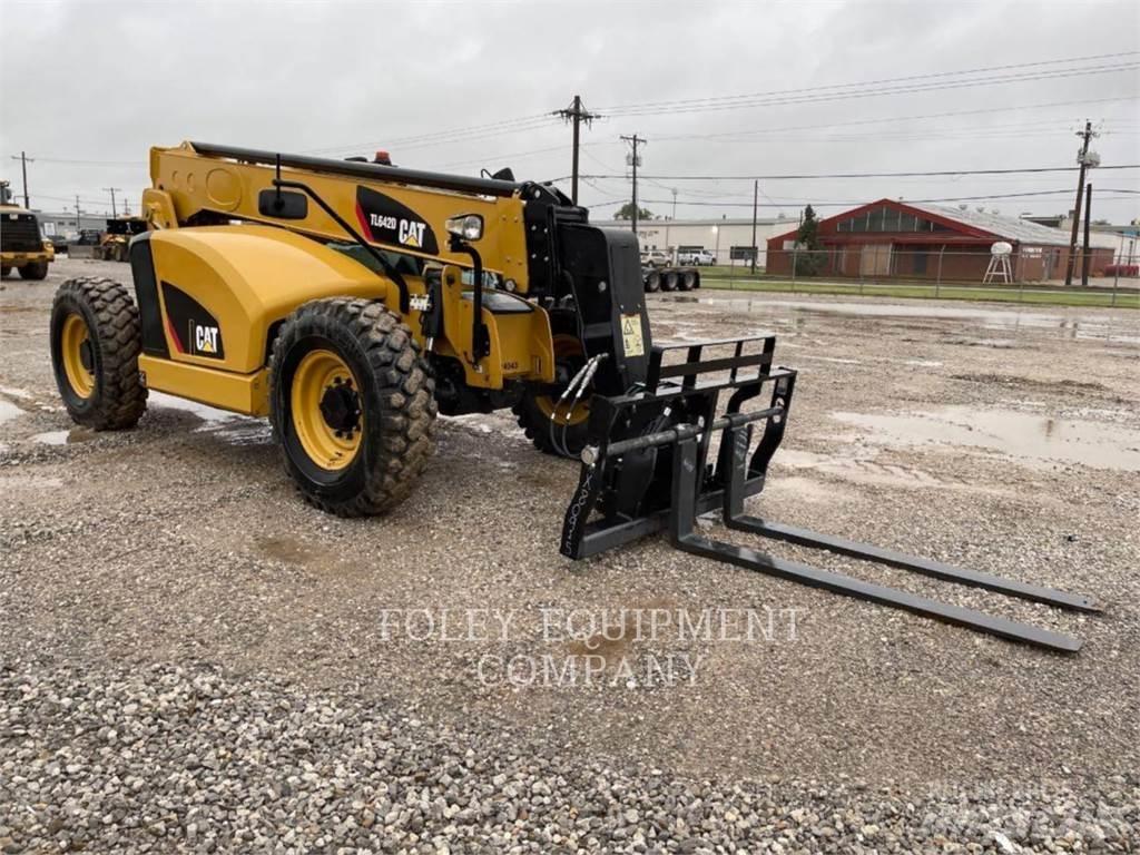 CAT TL642DC مناولات متداخلة