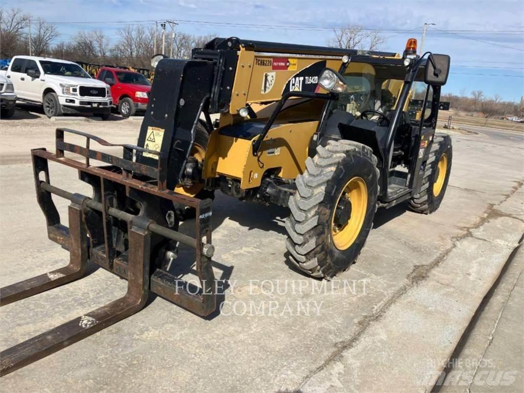 CAT TL642DO مناولات متداخلة