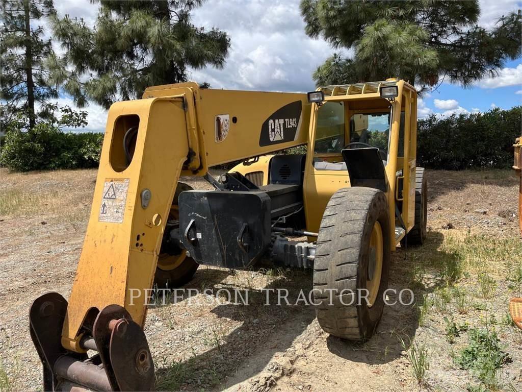 CAT TL943 مناولات متداخلة
