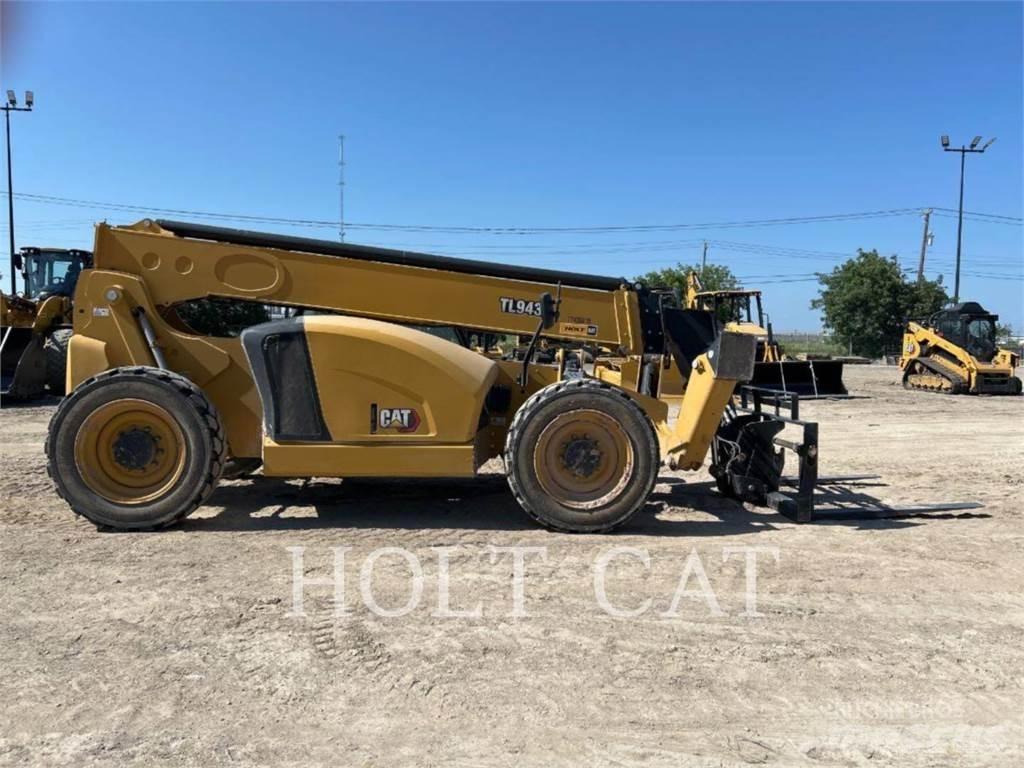 CAT TL943 مناولات متداخلة