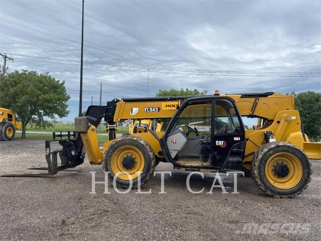CAT TL943 مناولات متداخلة