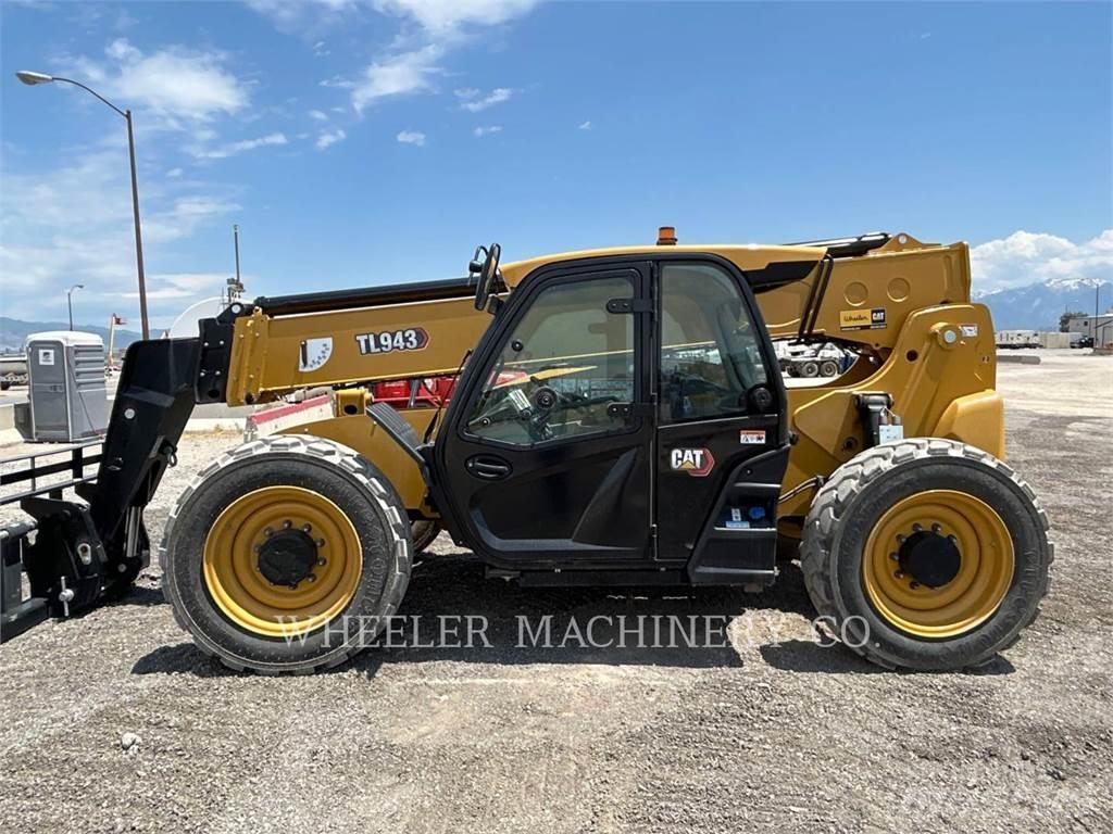 CAT TL943 CB مناولات متداخلة