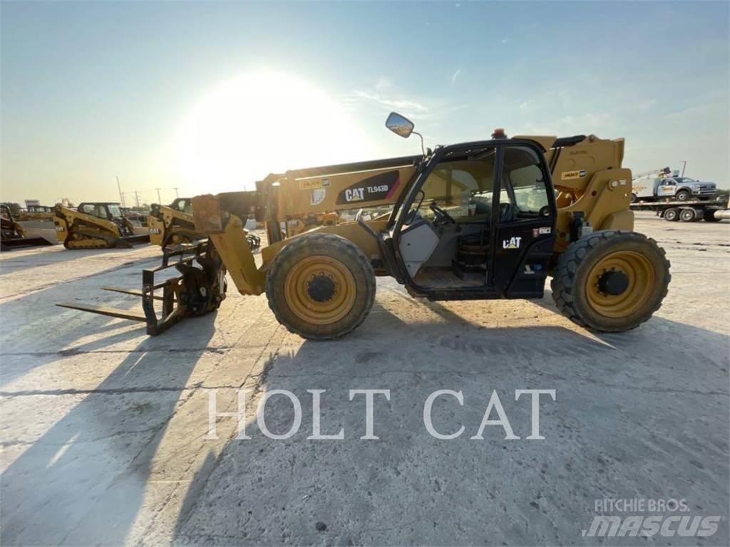CAT TL943D مناولات متداخلة