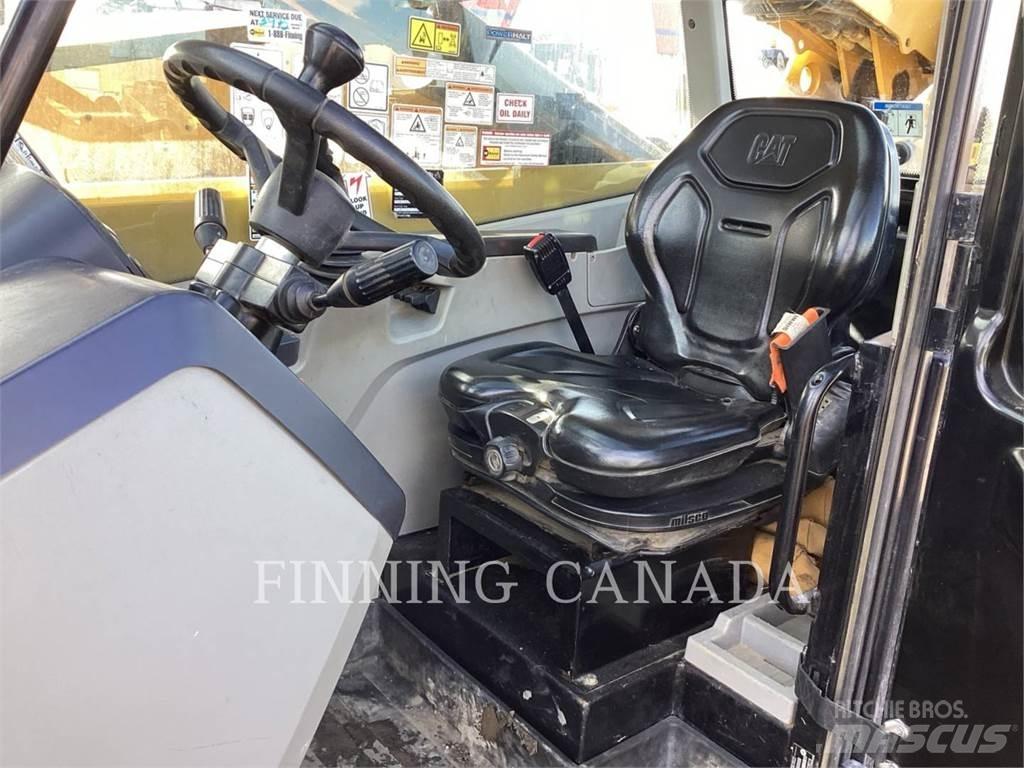 CAT TL943D مناولات متداخلة