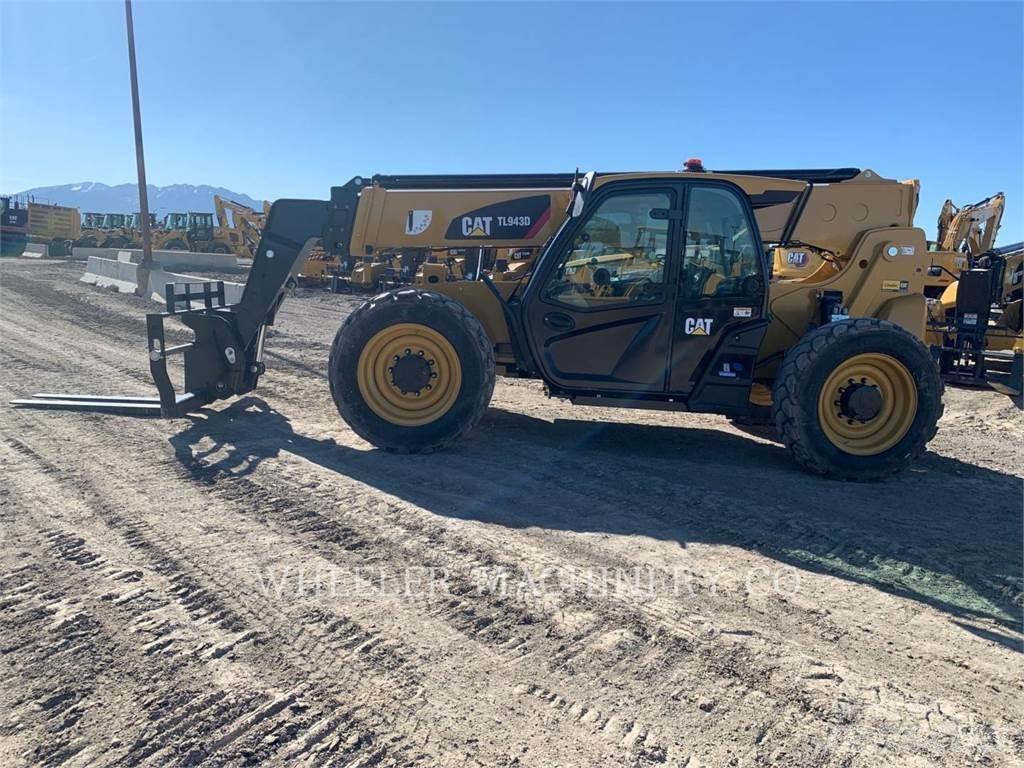 CAT TL943D CB مناولات متداخلة
