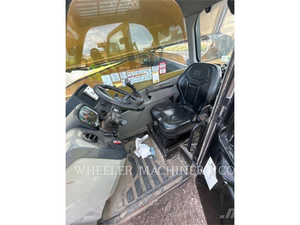CAT TL943D CB مناولات متداخلة