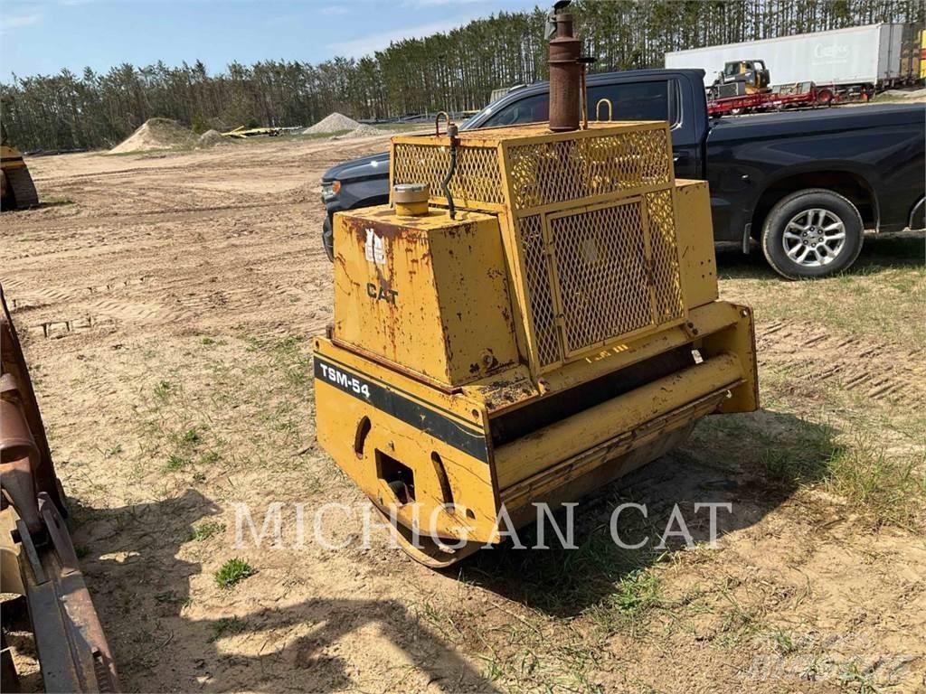 CAT TSM54 ضاغطات التربة