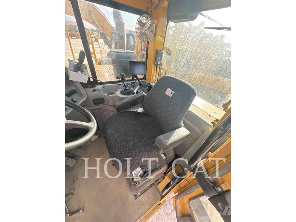 CAT W00 621G كاشطات
