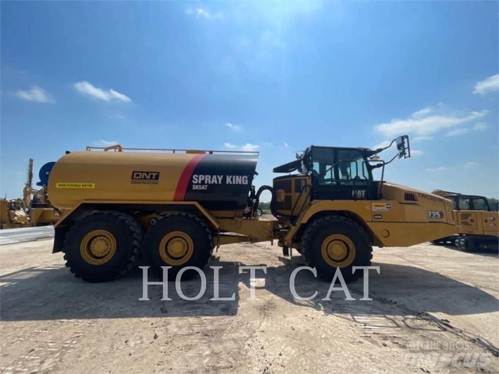 CAT W00 725 شاحنات ذات صهاريج