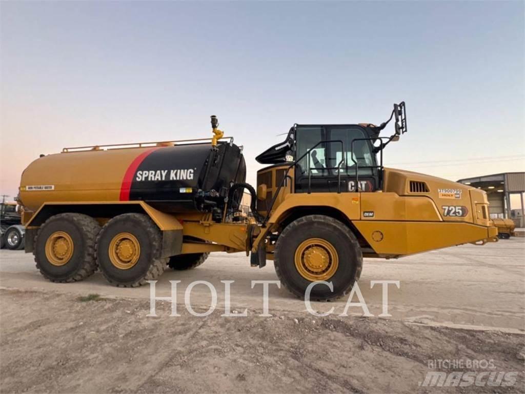 CAT W00 725 شاحنات ذات صهاريج
