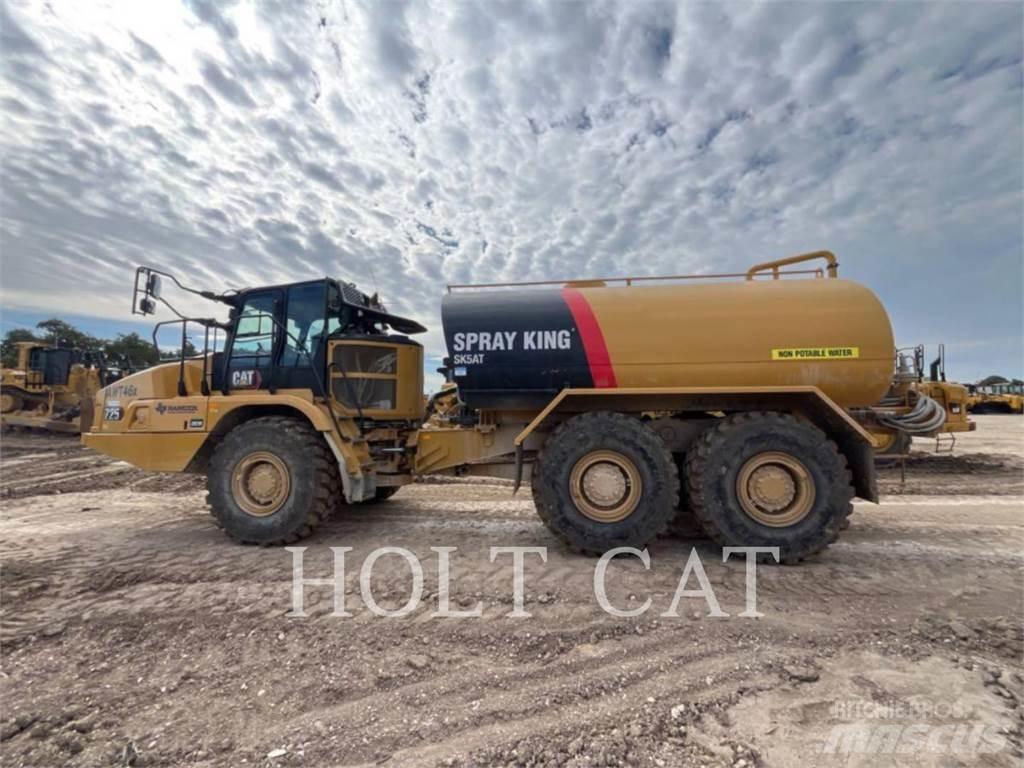 CAT W00 725 شاحنات ذات صهاريج