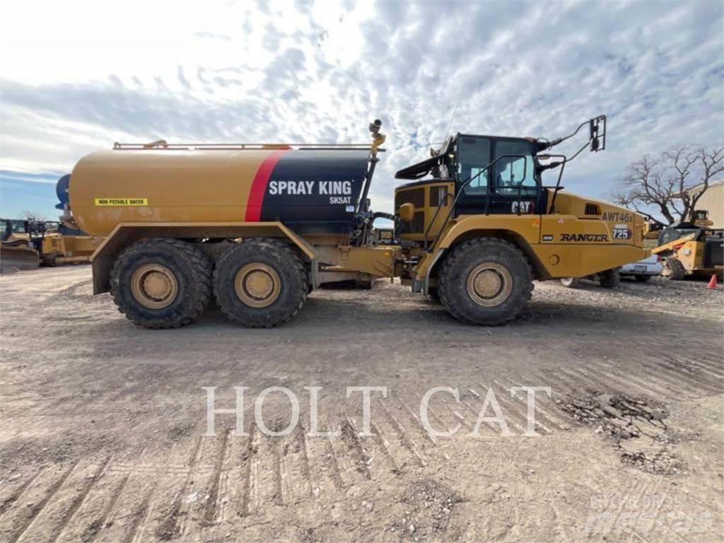 CAT W00 725 شاحنات ذات صهاريج