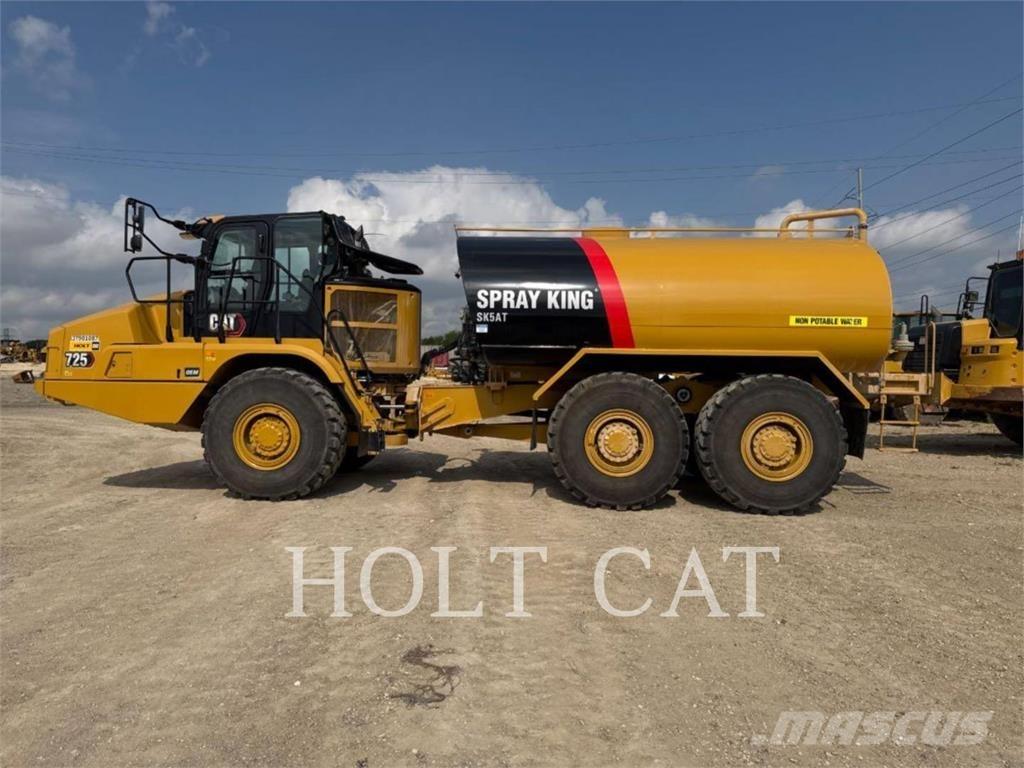 CAT W00 725 شاحنات ذات صهاريج