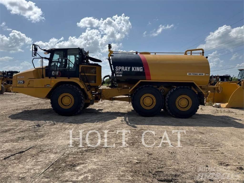 CAT W00 725 شاحنات ذات صهاريج