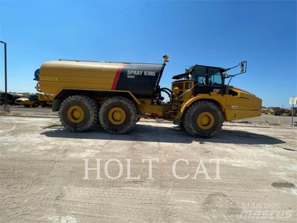 CAT W00 740 شاحنات ذات صهاريج