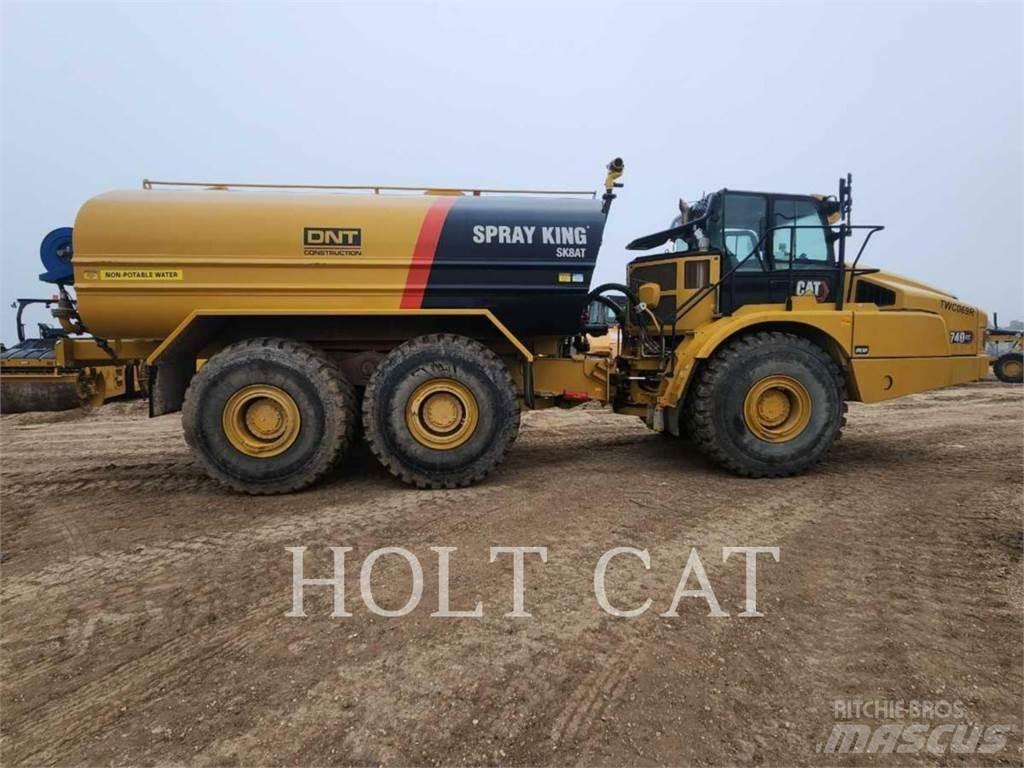 CAT W00 740 شاحنات ذات صهاريج