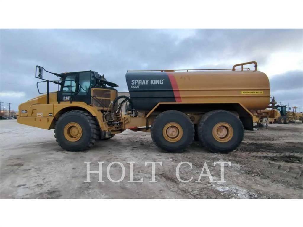 CAT W00 740 شاحنات ذات صهاريج