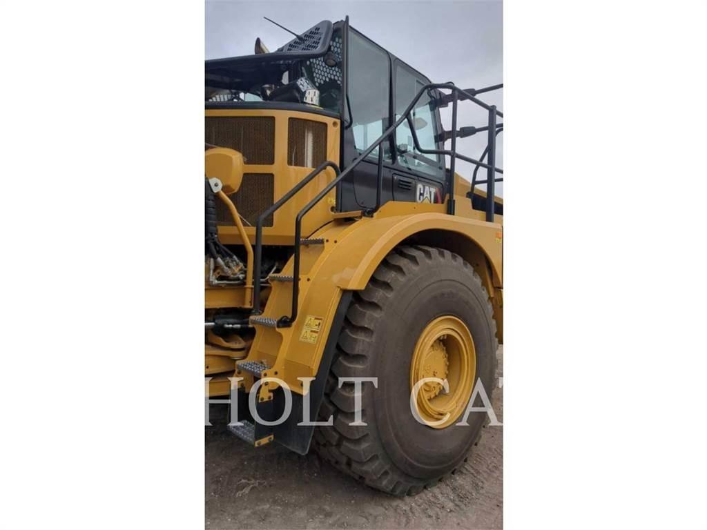 CAT W00 740GC شاحنات ذات صهاريج