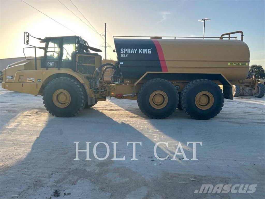 CAT W00 740GC شاحنات ذات صهاريج