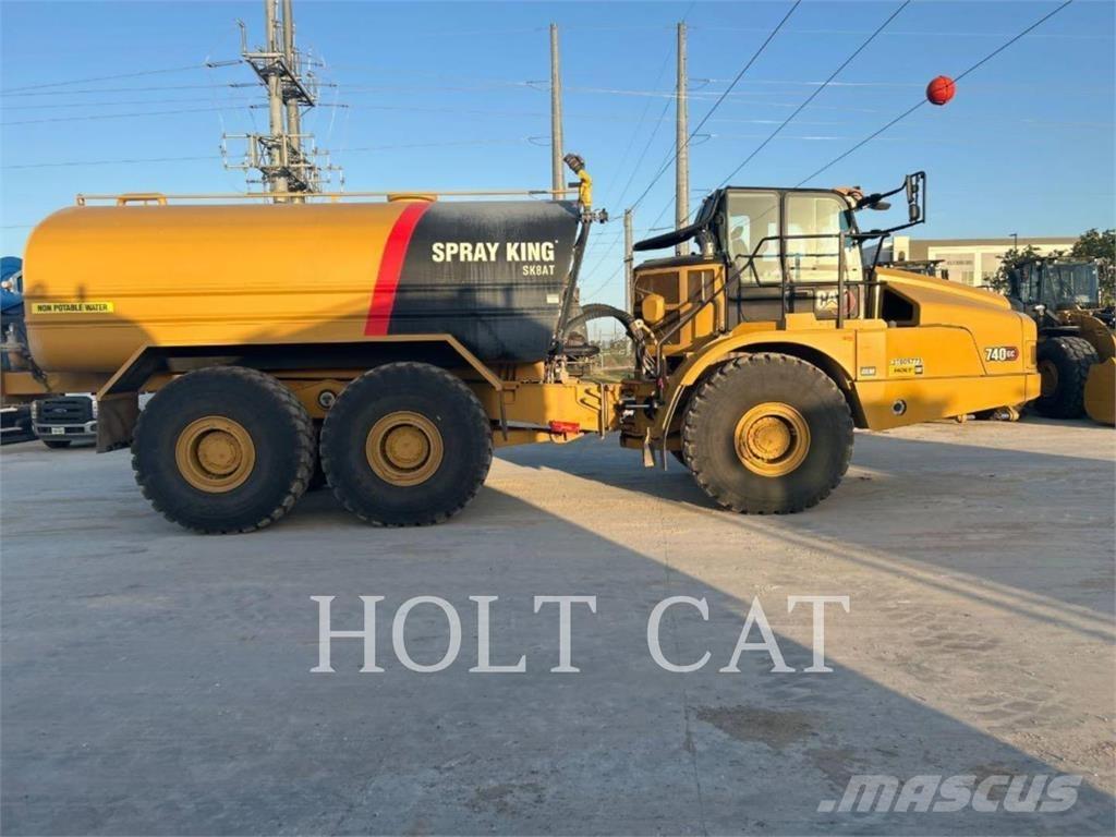 CAT W00 740GC شاحنات ذات صهاريج