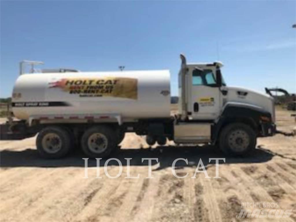 CAT WATER 4000 شاحنات ذات صهاريج
