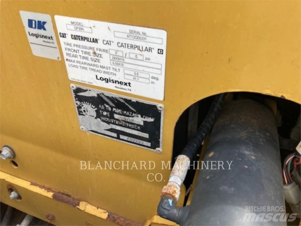 CAT WFL 6K شاحنات ذات رافعات شوكية - أخرى