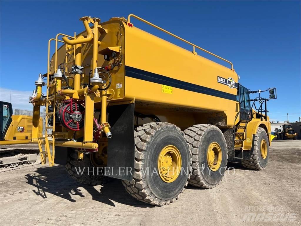 CAT WT 740 GC شاحنات ذات صهاريج