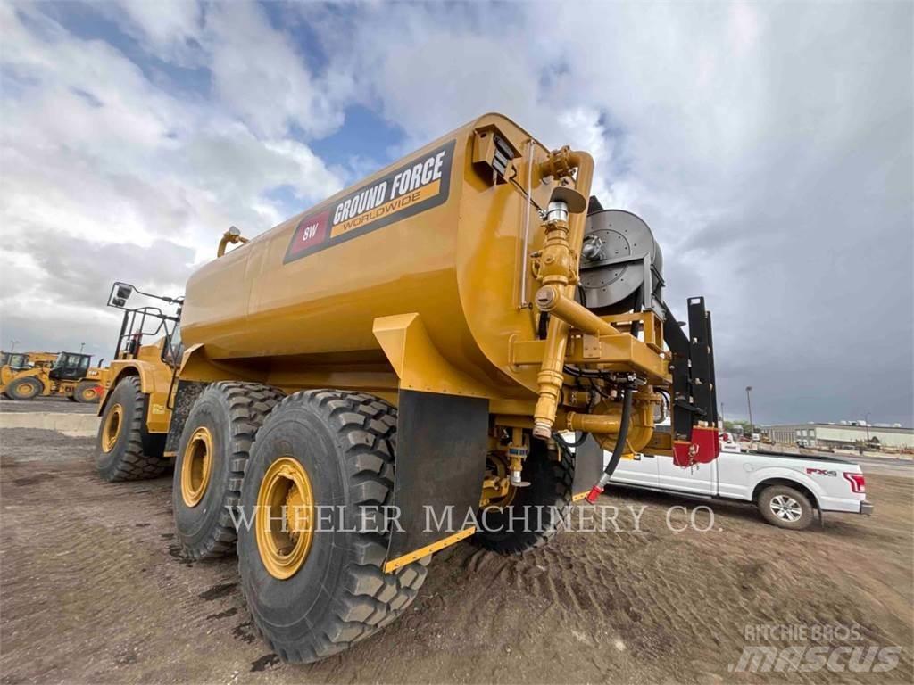 CAT WT 740 GC شاحنات ذات صهاريج