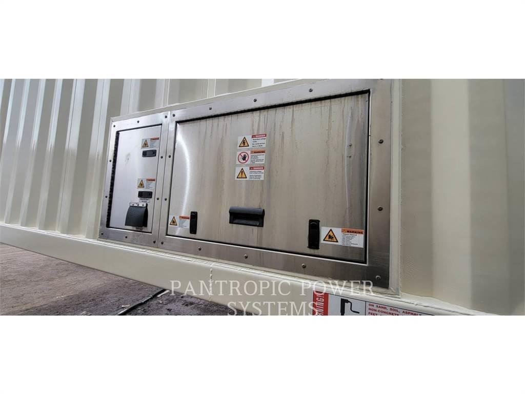 CAT XQ 2000 مولدات أخرى