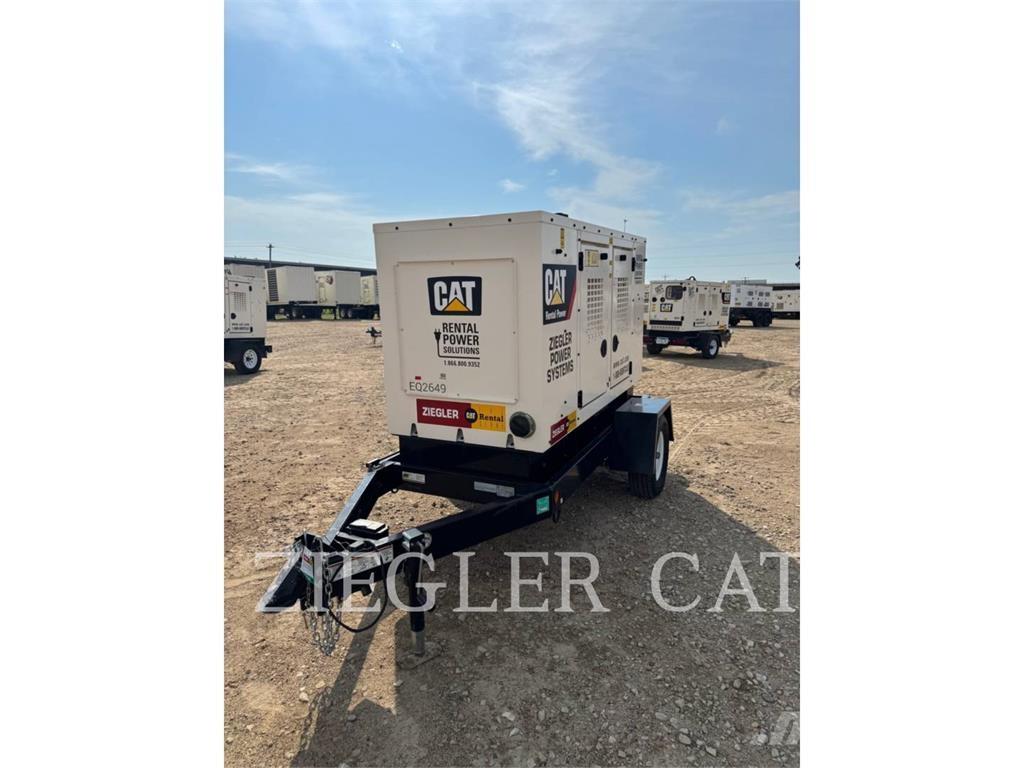 CAT XQ 35 مولدات أخرى