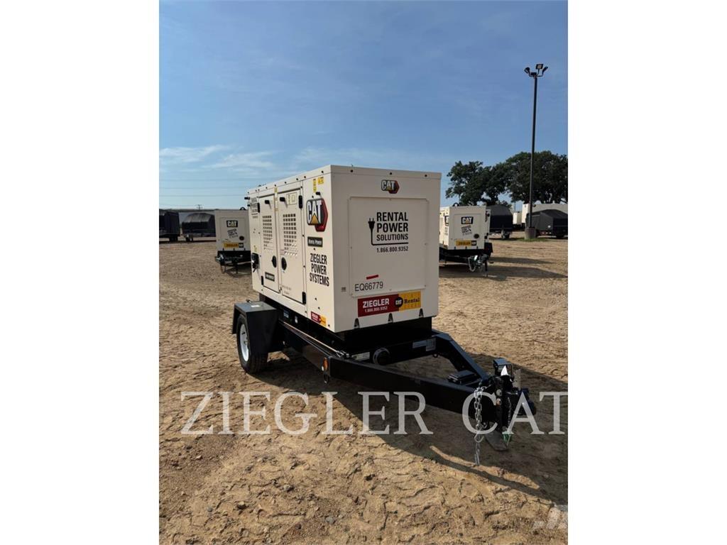CAT XQ 35 مولدات أخرى