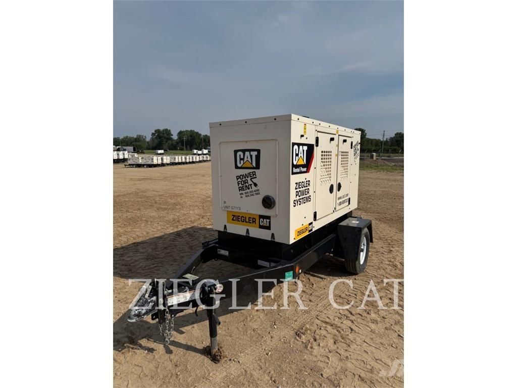 CAT XQ 35 مولدات أخرى