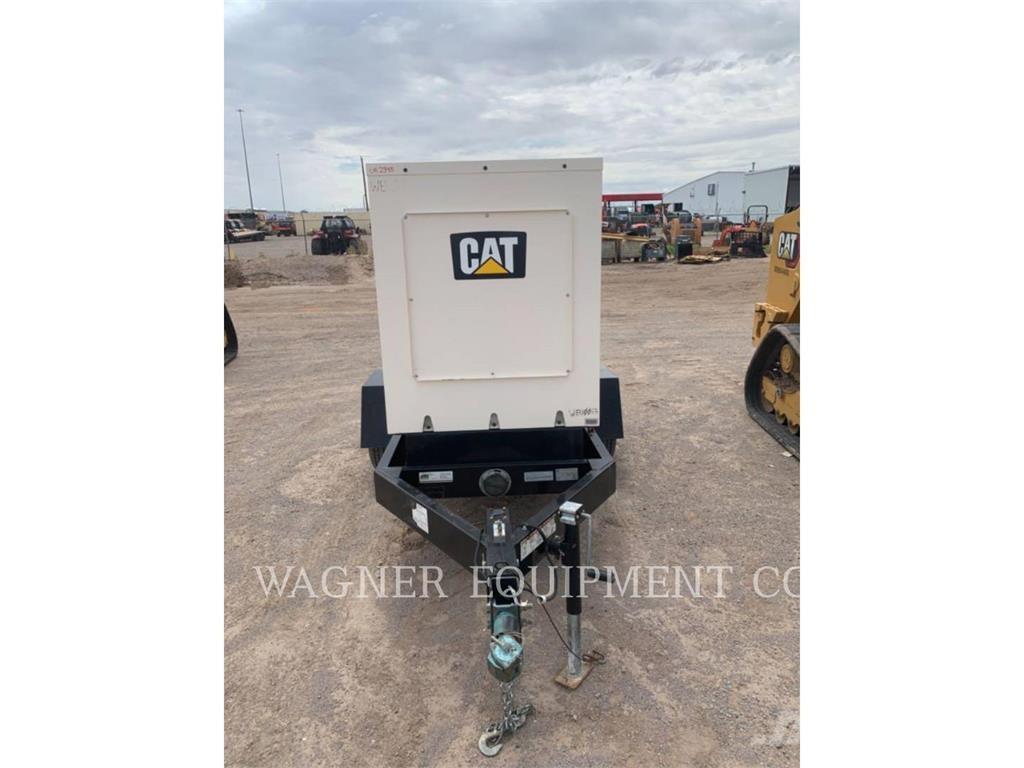 CAT XQ 35 مولدات أخرى