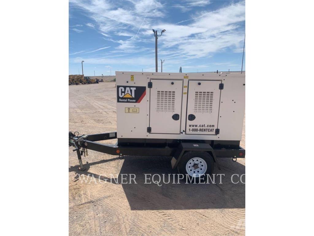 CAT XQ 35 مولدات أخرى
