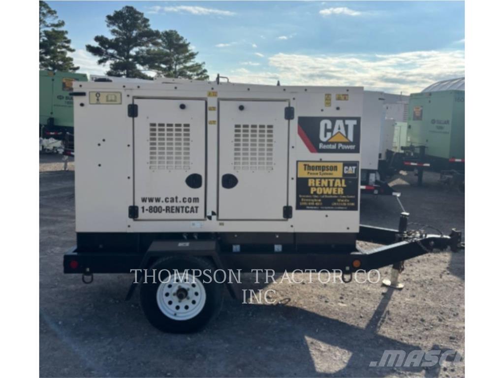 CAT XQ 35 مولدات أخرى