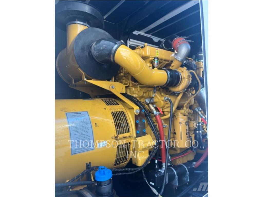 CAT XQ 425 مولدات أخرى