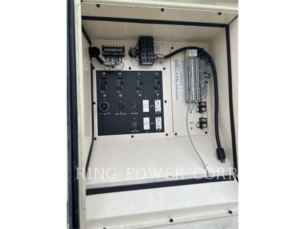 CAT XQ 570 مولدات أخرى