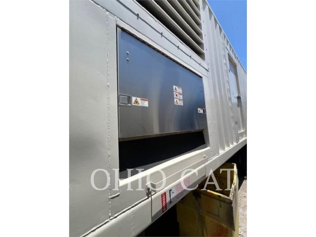 CAT XQ 800 مولدات أخرى