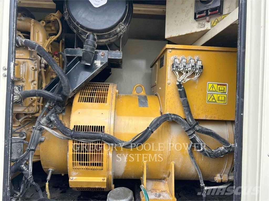 CAT XQ200 مولدات أخرى