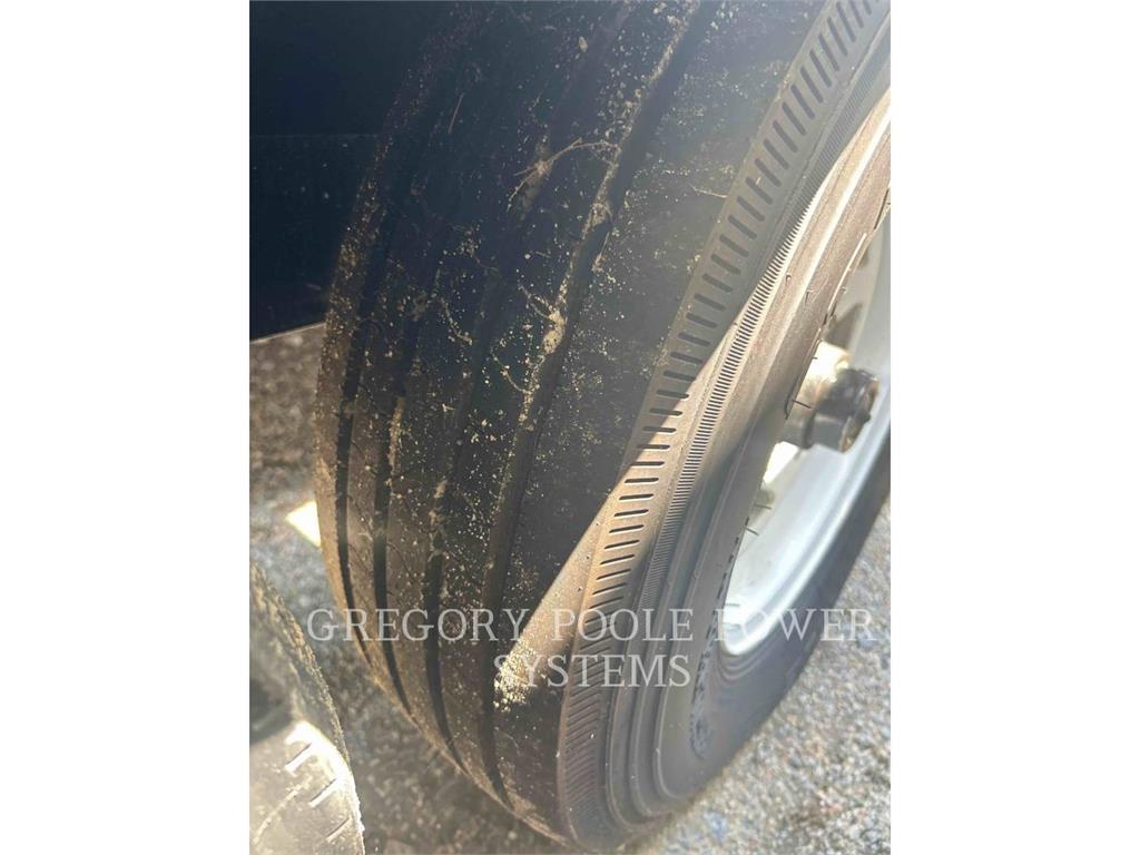 CAT XQ200 مولدات أخرى