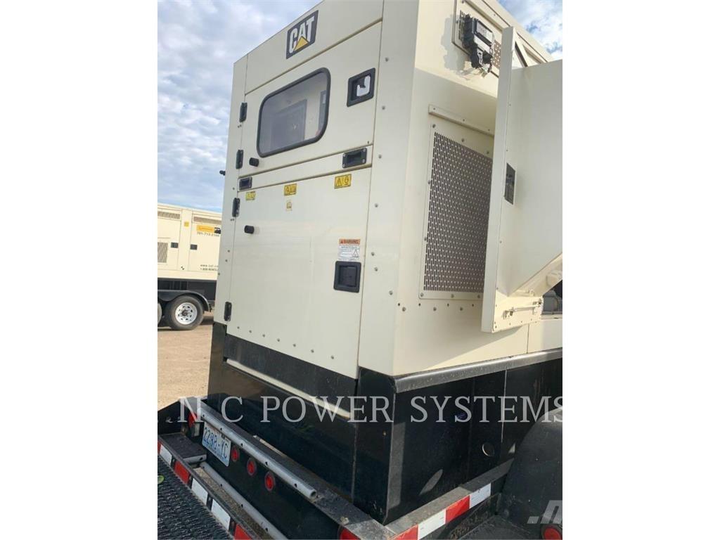 CAT XQ200N مولدات أخرى
