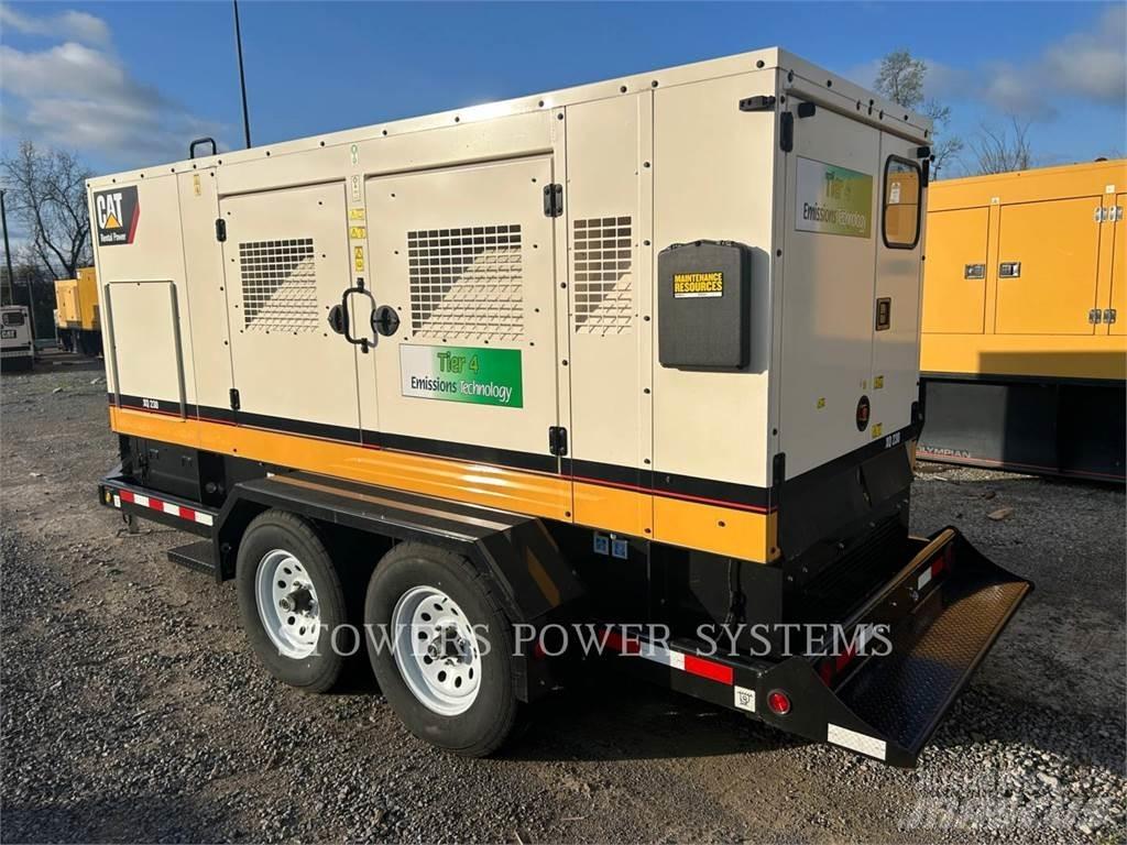 CAT XQ230 T4F مولدات أخرى