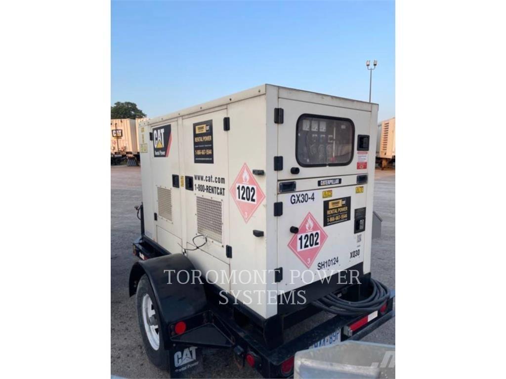 CAT XQ30- 208/480 مولدات أخرى