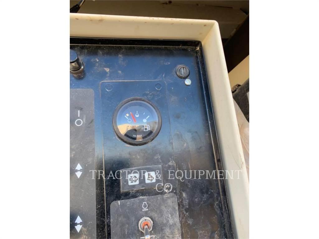 CAT XQ350N مولدات أخرى